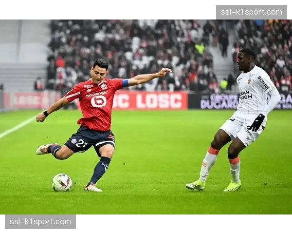 特写：足球如何改变一座小镇？探访法甲小球会洛里昂的社区影响力